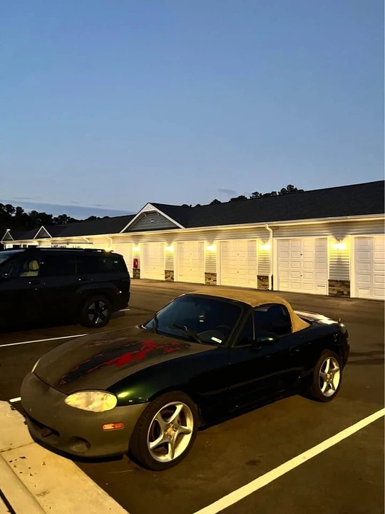 2000 Mazda NB MX-5 Miata - Image 2 of 8