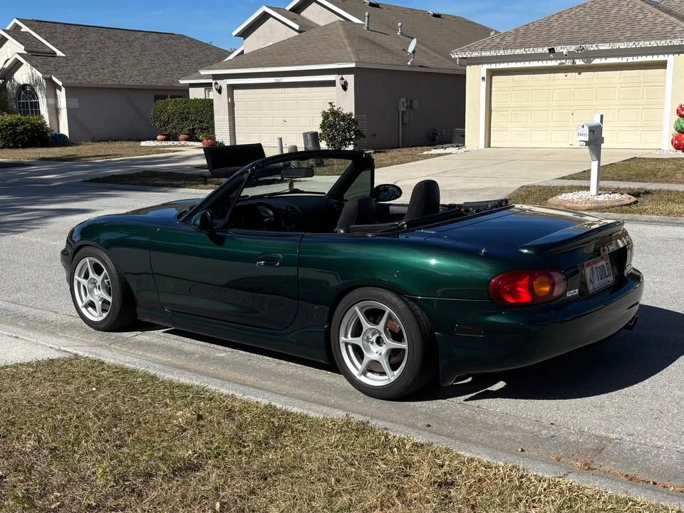 2000 Mazda NB MX-5 Miata - Image 2 of 9