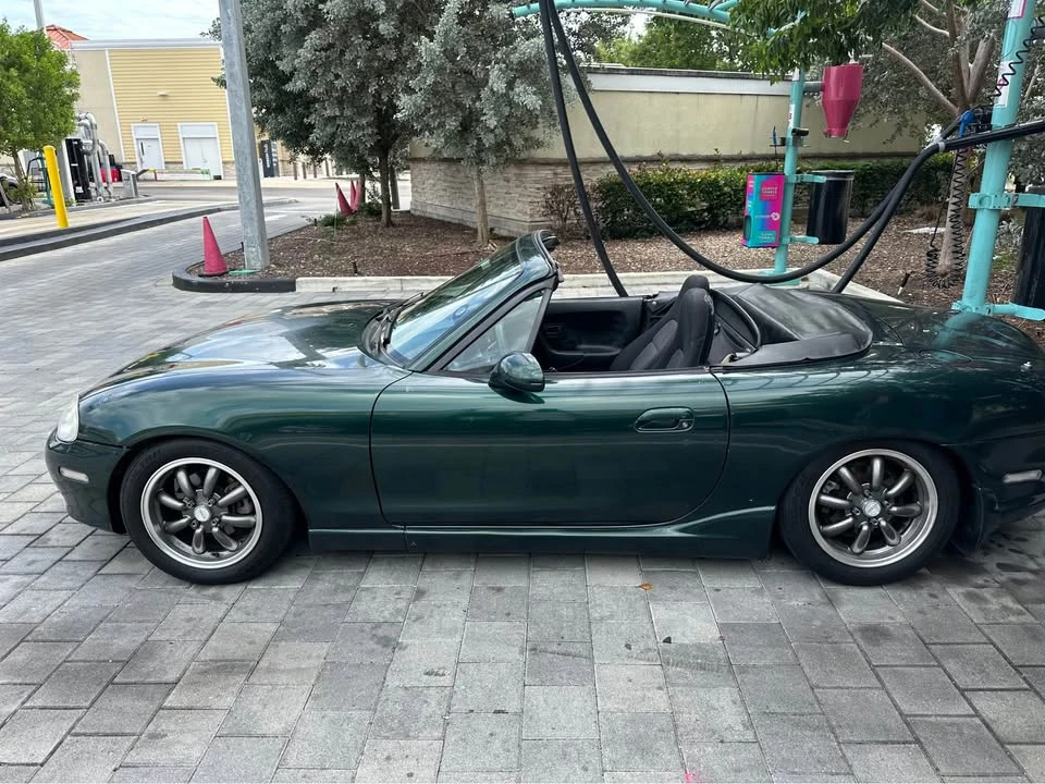 2000 Mazda NB MX-5 Miata - Image 5 of 9