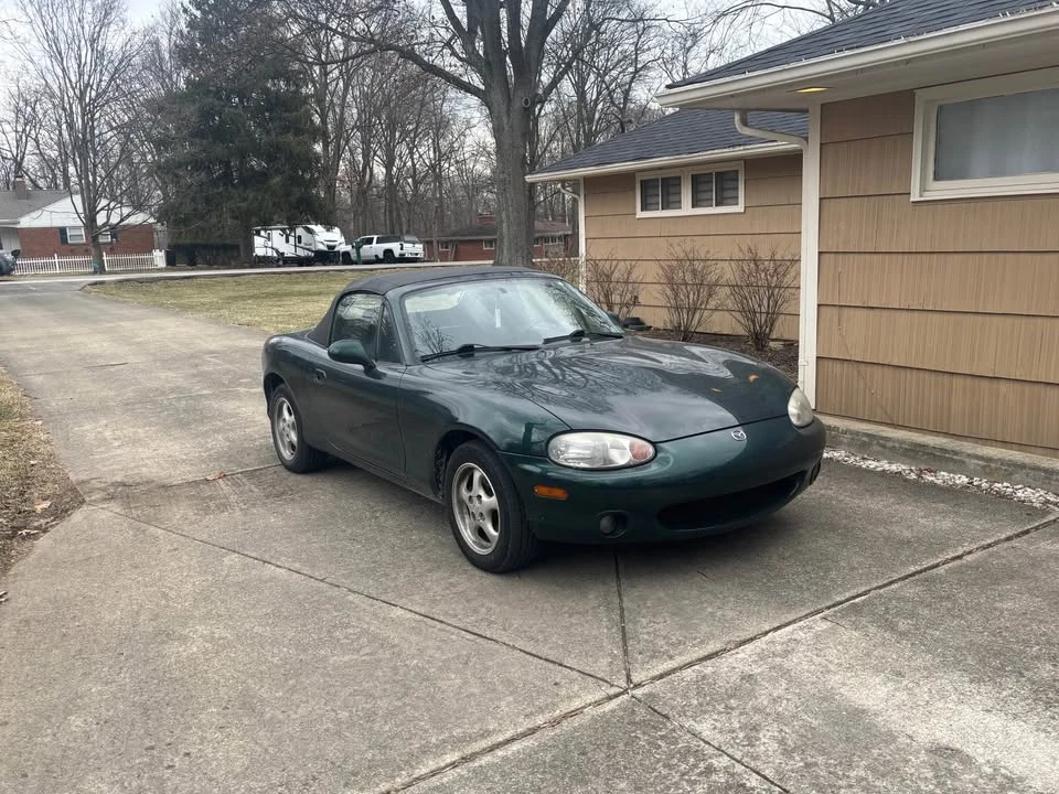 2000 Mazda NB MX-5 Miata - Image 3 of 8