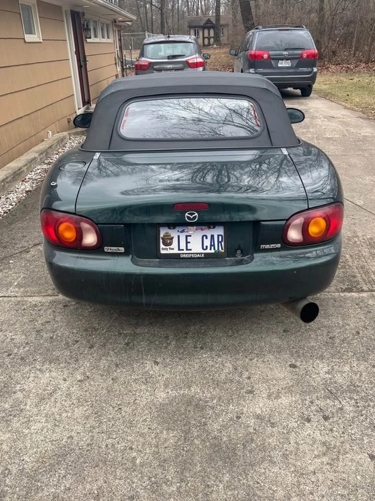 2000 Mazda NB MX-5 Miata - Image 2 of 8