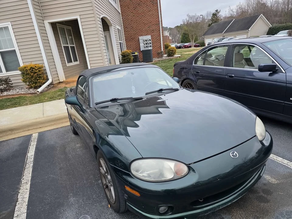 2000 Mazda NB MX-5 Miata - Image 2 of 8