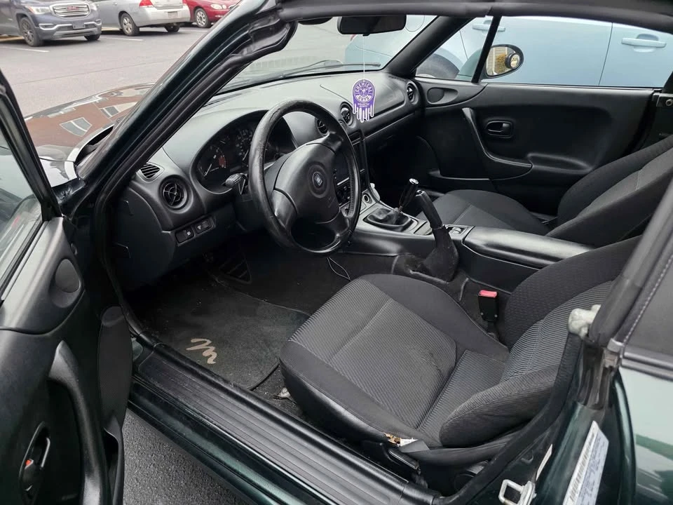 2000 Mazda NB MX-5 Miata - Image 4 of 8