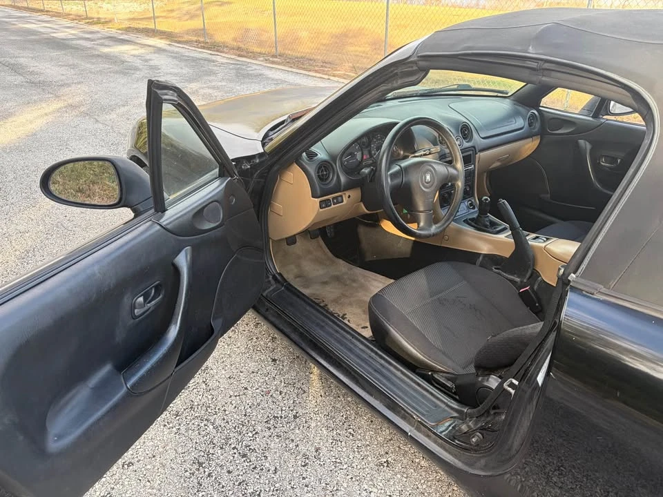 2000 Mazda NB MX-5 Miata - Image 10 of 10
