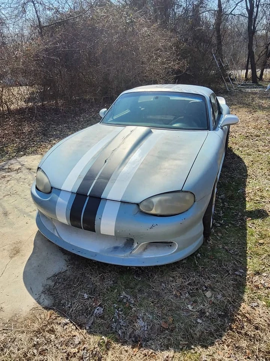 2000 Mazda NB MX-5 Miata - Image 2 of 11