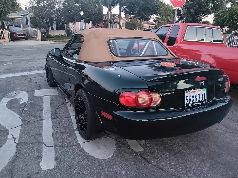 2000 Mazda NB MX-5 Miata - Image 3 of 7