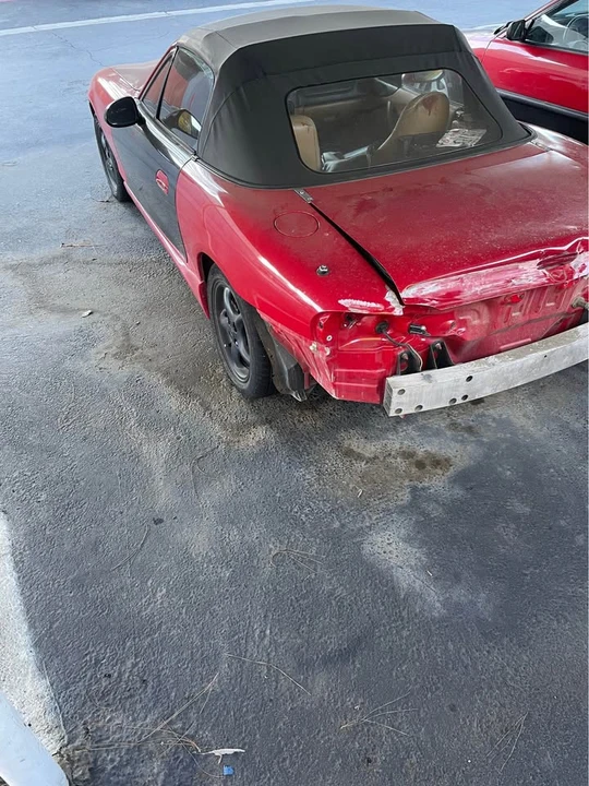 2000 Mazda NB MX-5 Miata - Image 7 of 8