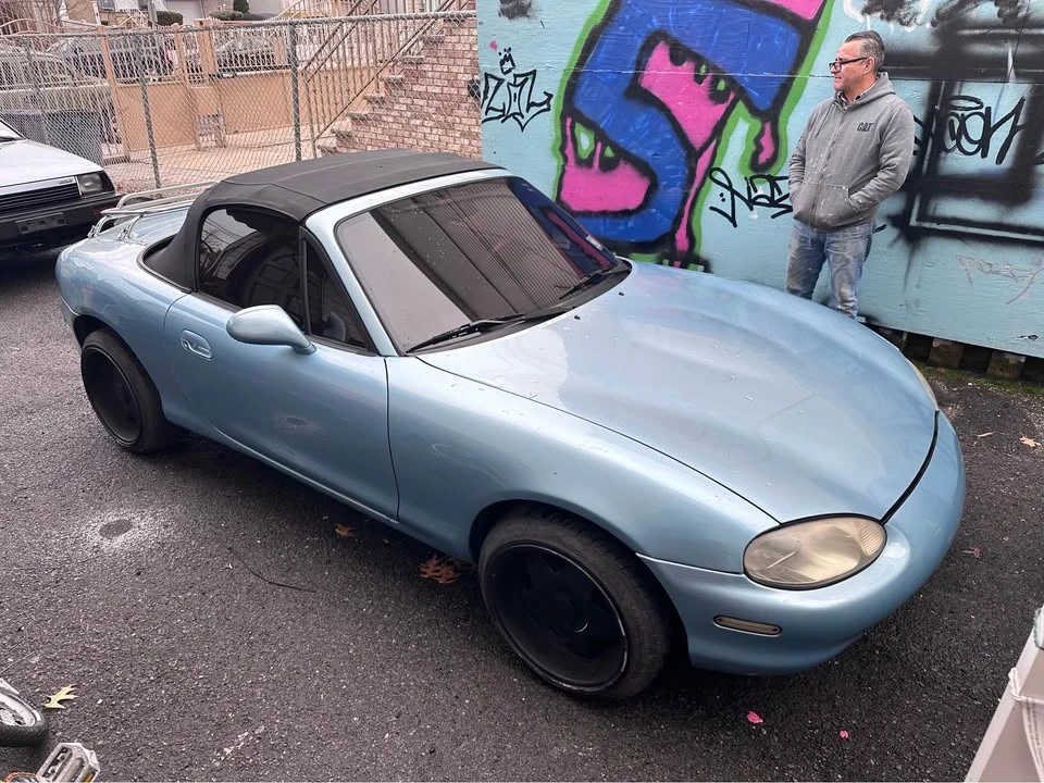 2000 Mazda NB MX-5 Miata - Image 2 of 4