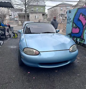 2000 Mazda MX-5 Miata Convertible