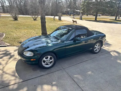 2000 Mazda MX-5 Miata Convertible