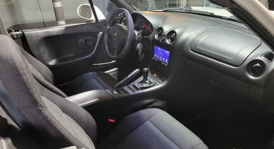 2000 Mazda NB MX-5 Miata - Image 4 of 6