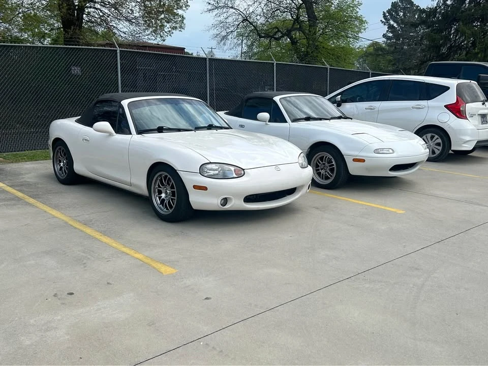 2000 Mazda NB MX-5 Miata - Image 6 of 6
