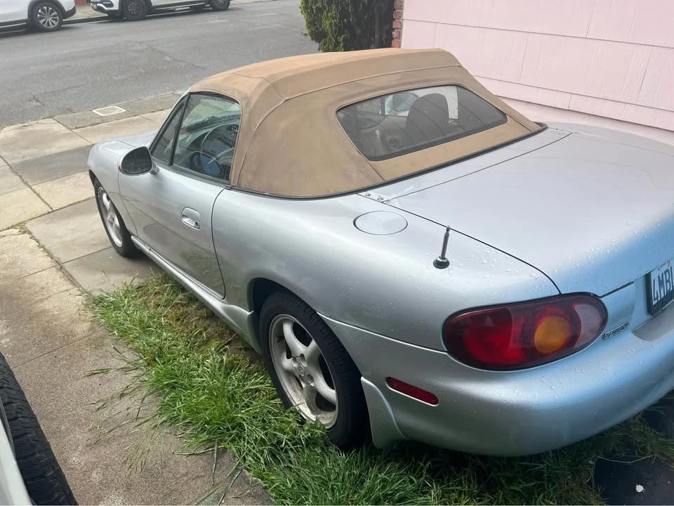 2000 Mazda NB MX-5 Miata - Image 2 of 8