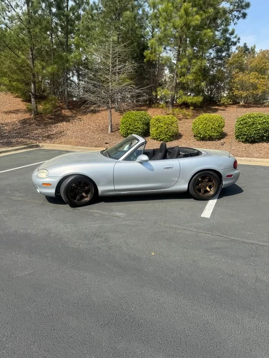 2000 Mazda NB MX-5 Miata - Image 17 of 18