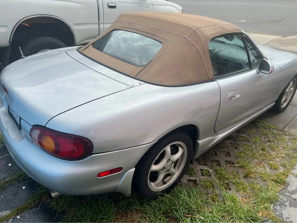 2000 Mazda NB MX-5 Miata - Image 3 of 8