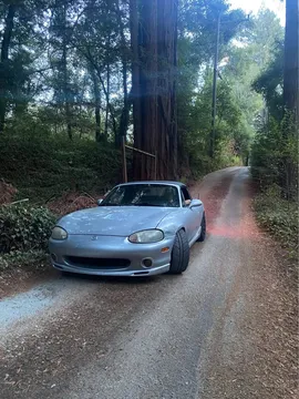 2000 Mazda MX-5 Miata Convertible