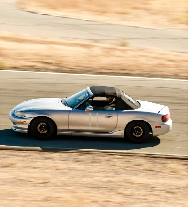 2000 Mazda NB MX-5 Miata - Image 3 of 9