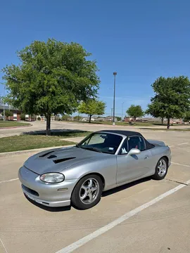 2000 Mazda MX-5 Miata Convertible