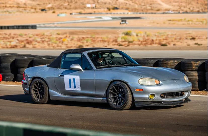 2000 Mazda NB MX-5 Miata - Image 5 of 8