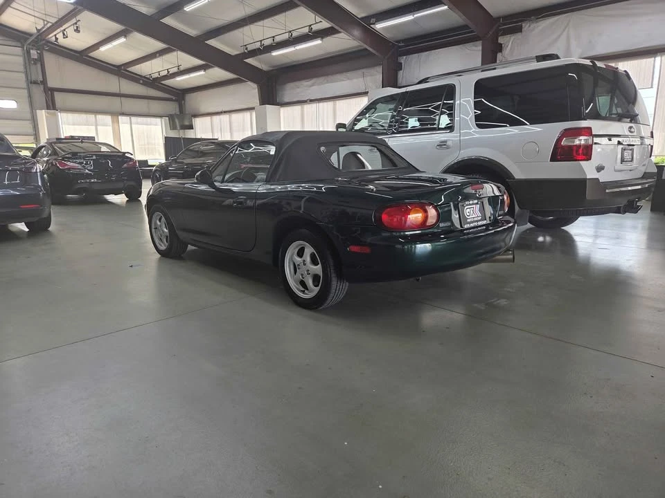 2000 Mazda NB MX-5 Miata - Image 4 of 5