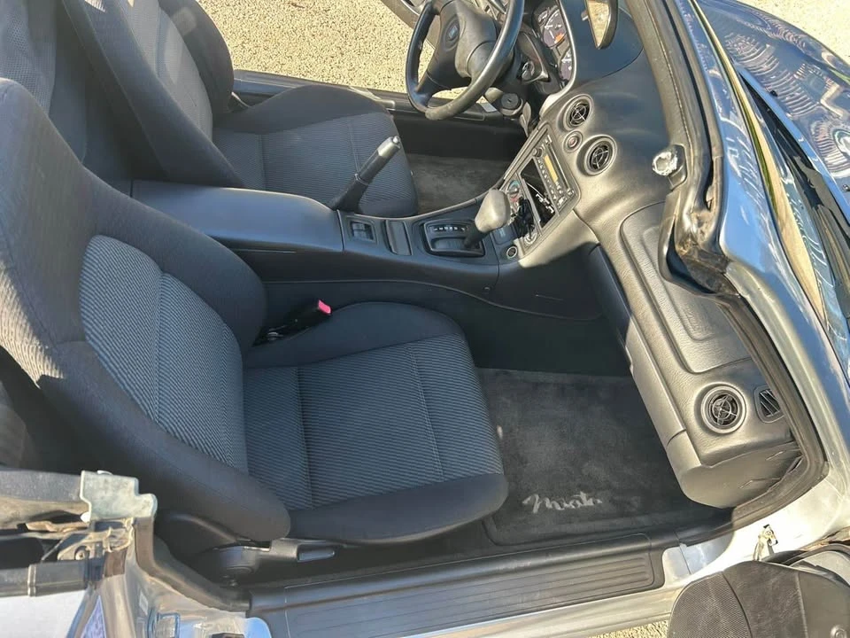 2000 Mazda NB MX-5 Miata - Image 14 of 20