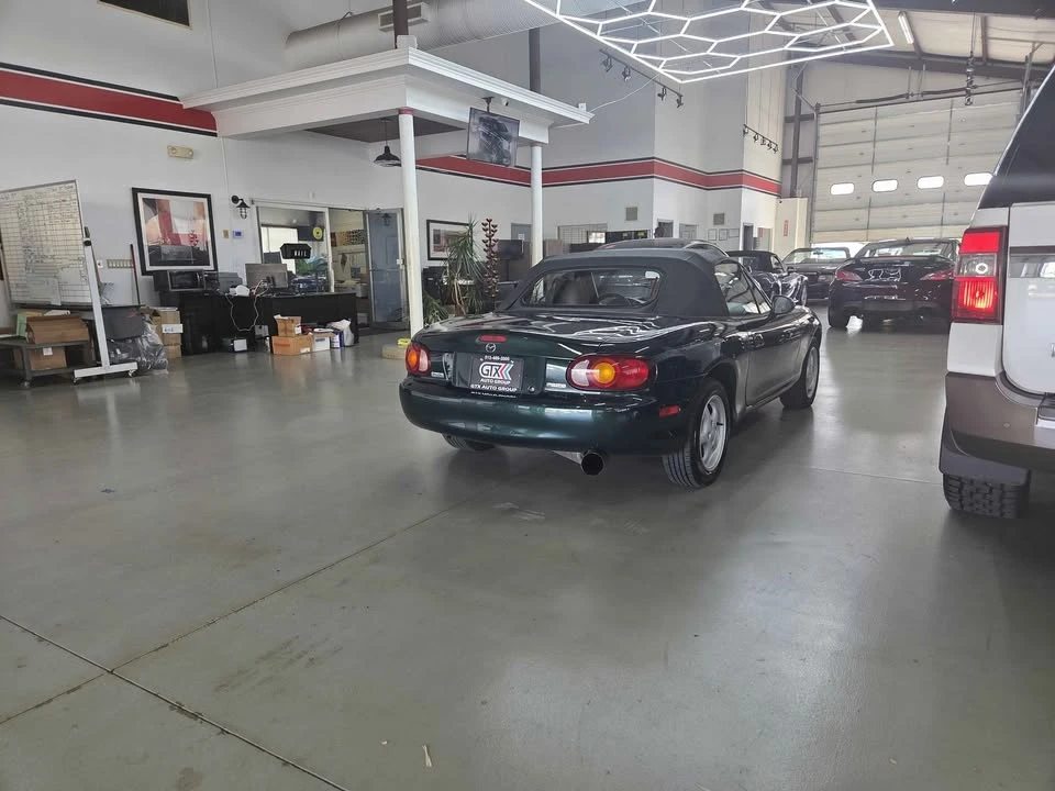 2000 Mazda NB MX-5 Miata - Image 3 of 5