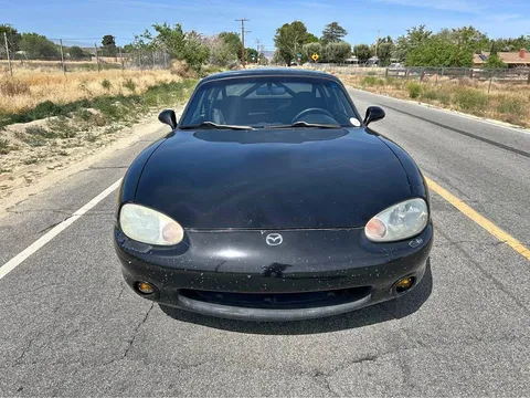 2000 Mazda MX-5 Miata Convertible