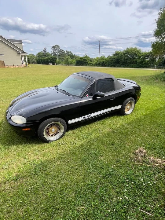 2000 Mazda NB MX-5 Miata - Image 5 of 16