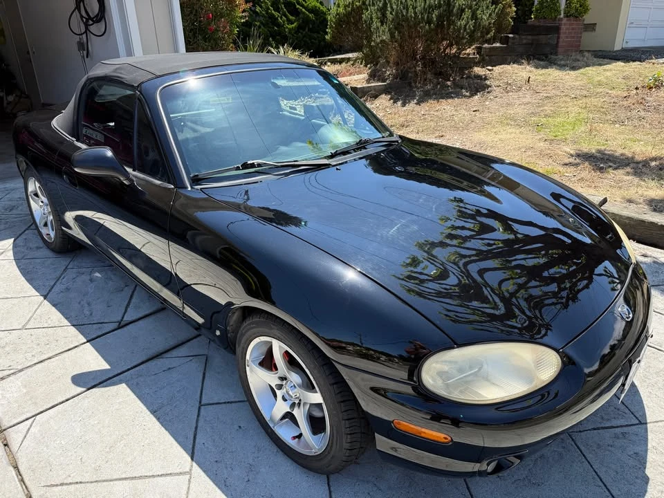 2000 Mazda NB MX-5 Miata - Image 2 of 19
