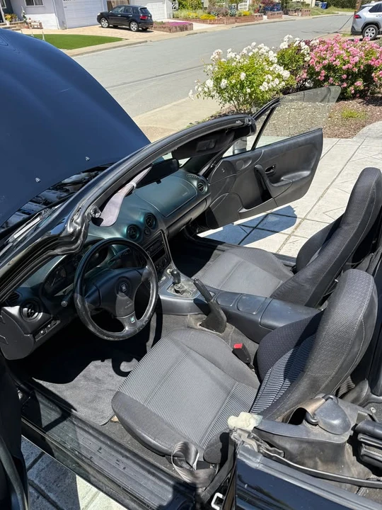 2000 Mazda NB MX-5 Miata - Image 11 of 19
