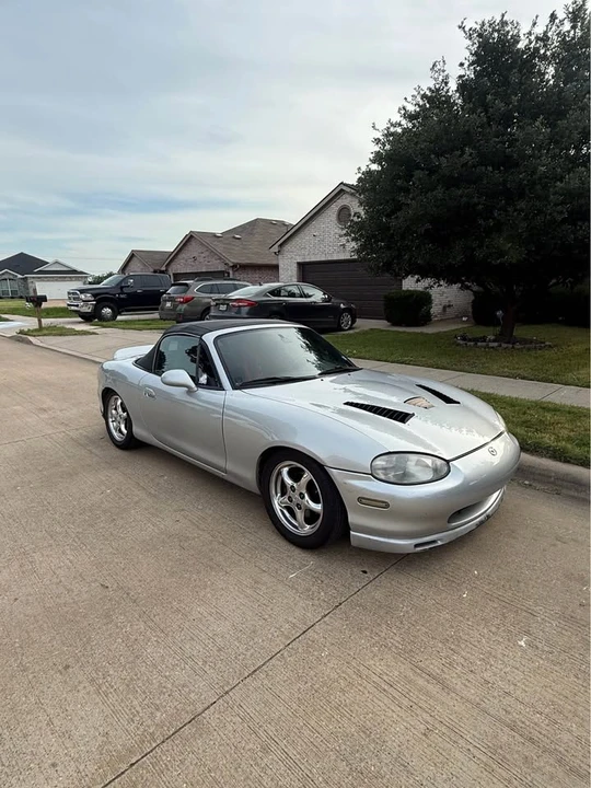 2000 Mazda NB MX-5 Miata - Image 3 of 4