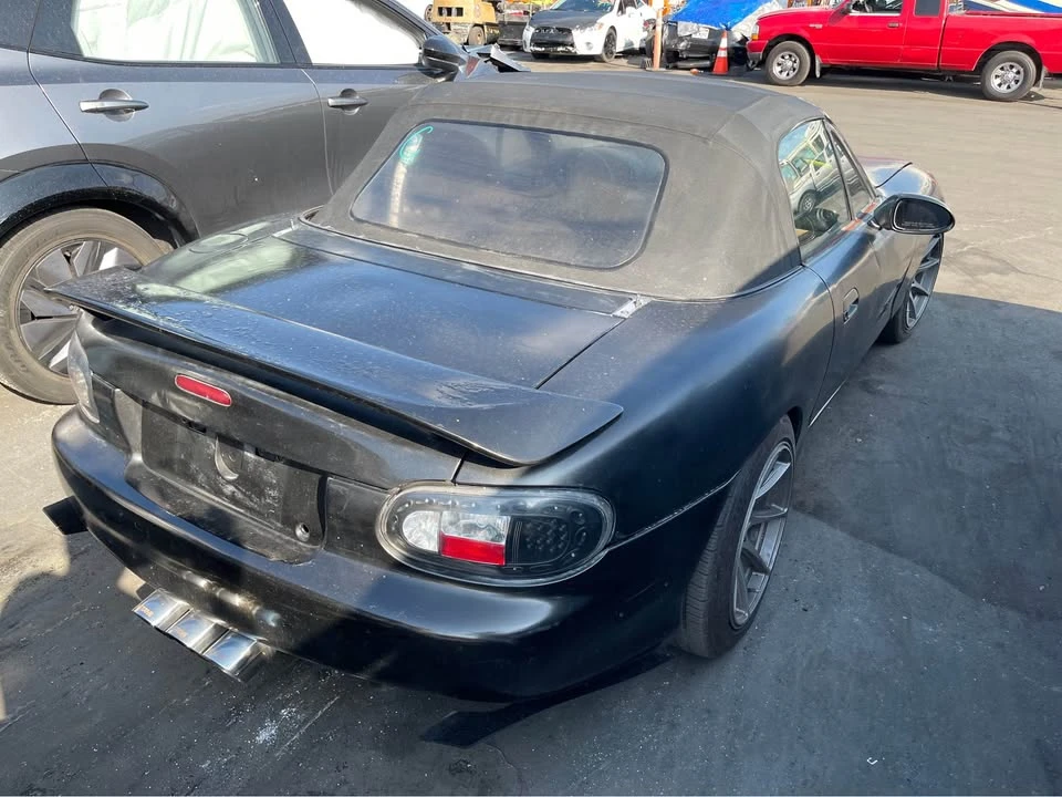 2000 Mazda NB MX-5 Miata - Image 4 of 7