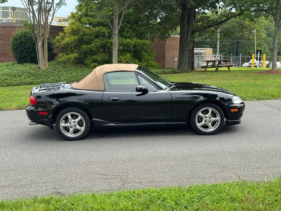 2000 Mazda NB MX-5 Miata - Image 8 of 20