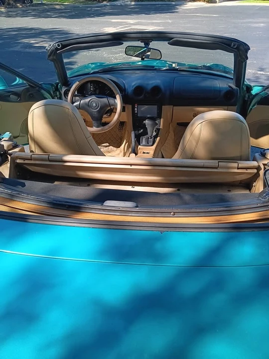 2000 Mazda NB MX-5 Miata - Image 7 of 20