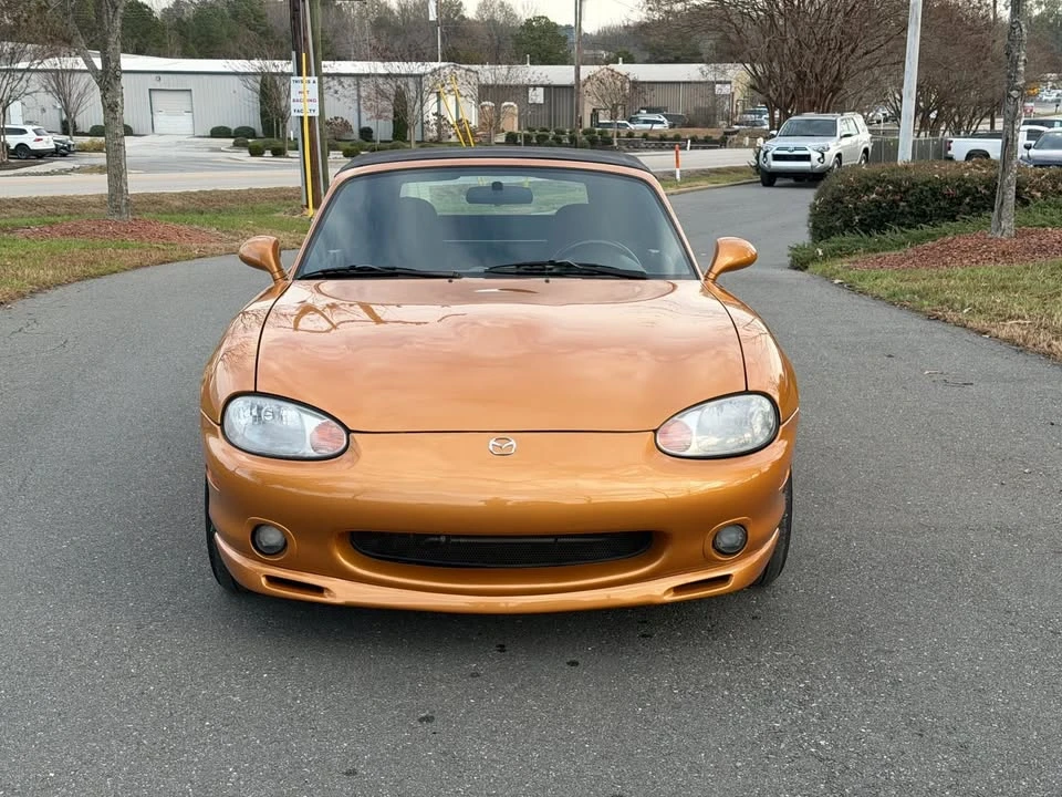 2000 Mazda NB MX-5 Miata - Image 2 of 16