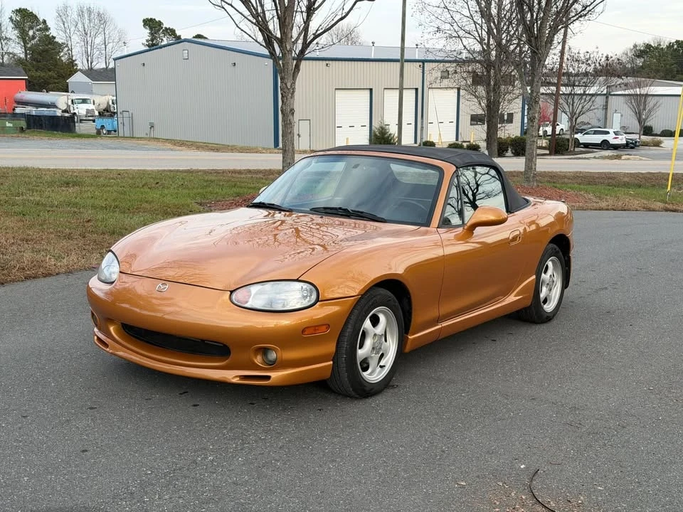 2000 Mazda NB MX-5 Miata - Image 3 of 16