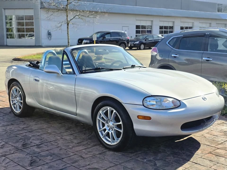 2000 Mazda NB MX-5 Miata - Image 3 of 11