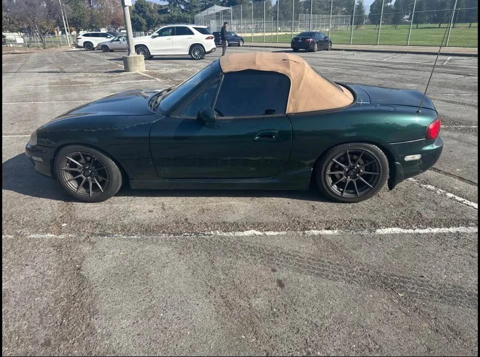 2000 Mazda NB MX-5 Miata - Image 3 of 5
