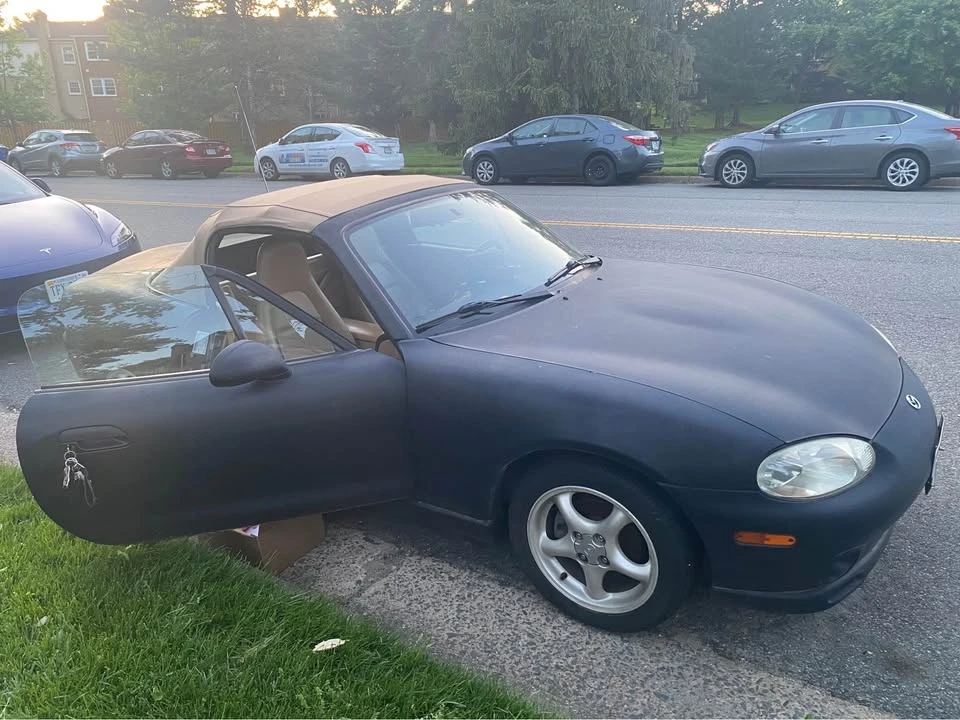 2000 Mazda NB MX-5 Miata - Image 4 of 9