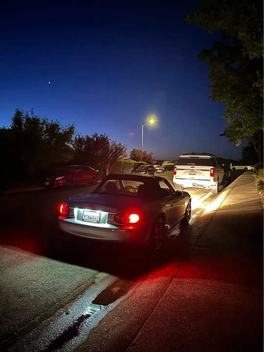 2000 Mazda NB MX-5 Miata - Image 6 of 17