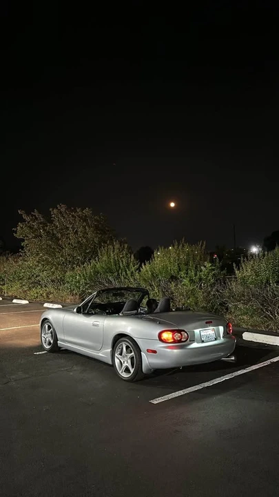 2000 Mazda NB MX-5 Miata - Image 10 of 17