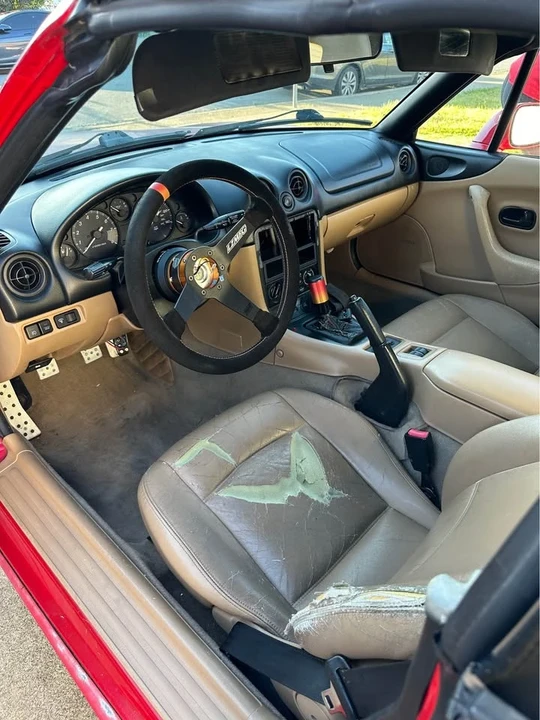2000 Mazda NB MX-5 Miata - Image 6 of 10