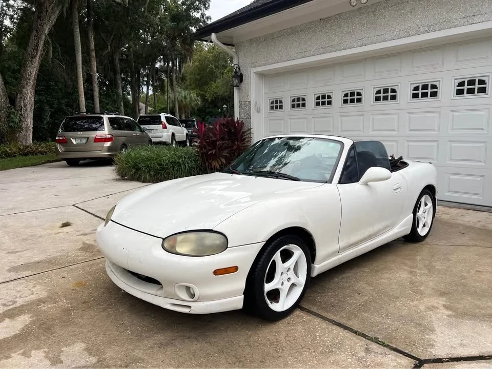 2000 Mazda NB MX-5 Miata - Image 4 of 11