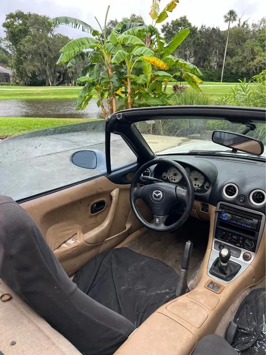 2000 Mazda NB MX-5 Miata - Image 9 of 11