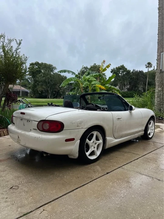 2000 Mazda NB MX-5 Miata - Image 7 of 11