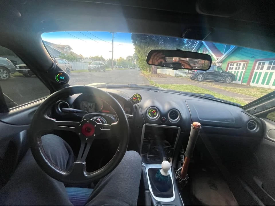 2000 Mazda NB MX-5 Miata - Image 5 of 8