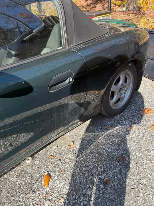 2000 Mazda NB MX-5 Miata - Image 3 of 8