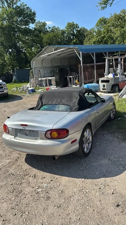 2000 Mazda NB MX-5 Miata - Image 3 of 6
