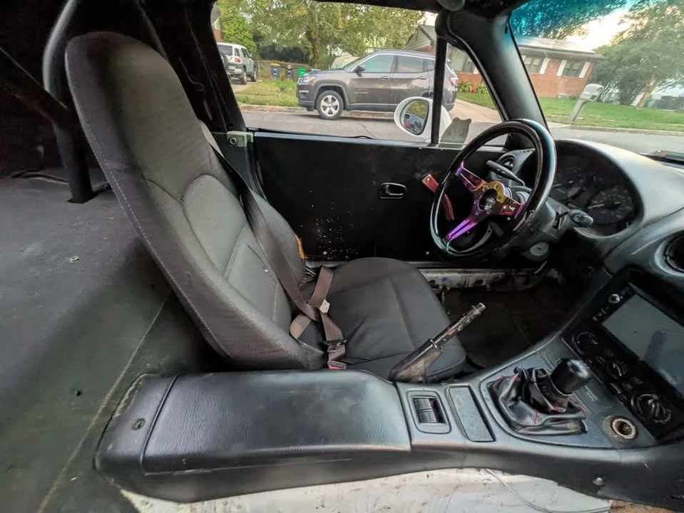 2000 Mazda NB MX-5 Miata - Image 8 of 18