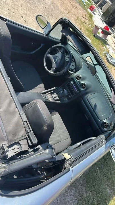 2000 Mazda NB MX-5 Miata - Image 5 of 6